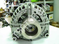 Генератор BOSCH 0124425020 на Opel Astra  G 1.6 Twinport [Z16XEP]  03.2003 - 06.2004